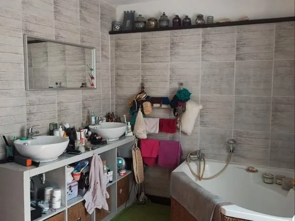Vends maison Blossac-St Hilaire