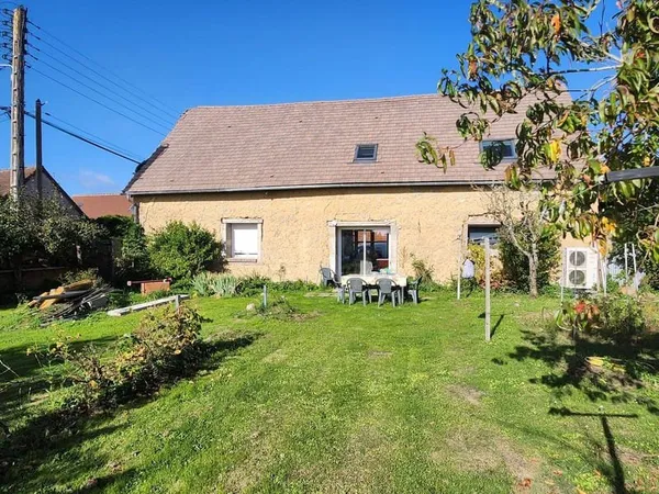 Maison 10 pièces 245 m²