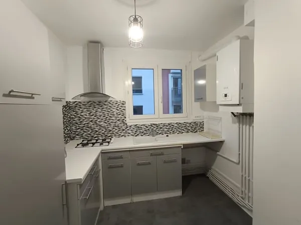 APPARTEMENT T3 RUE GLORIETTE TOUT PRES DE LA GARE