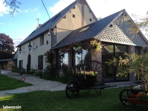 Maison de campagne avec salle de sport piscine et jacuzzi