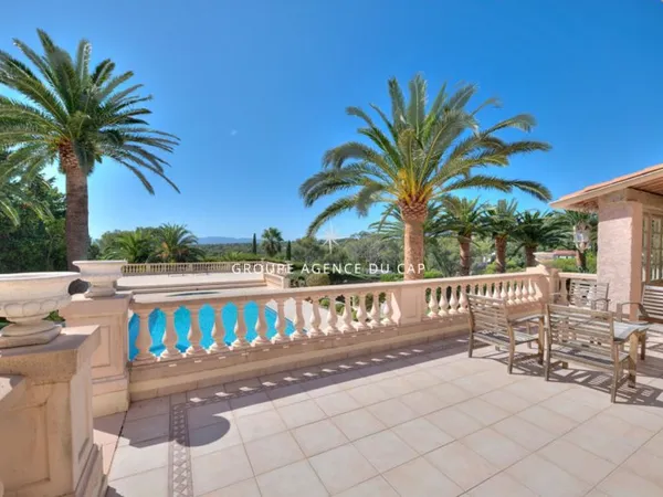 SAINT RAPHAEL PROPRIETE D'EXCEPTION