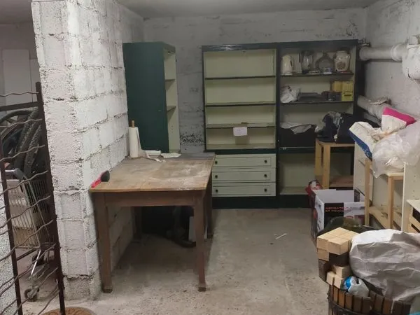 Recherche coloc garage/ box de stockage