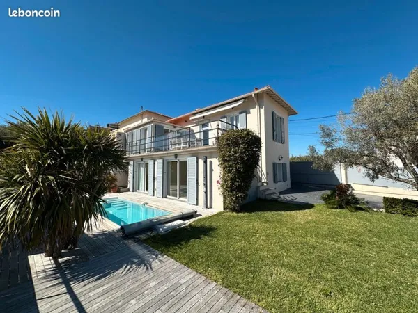 Maison meublée avec jardin, piscine et vue mer - Nice Bellet