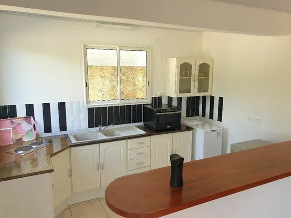 Appartement neuf T2 meublé CC à MARE GAILLARD
