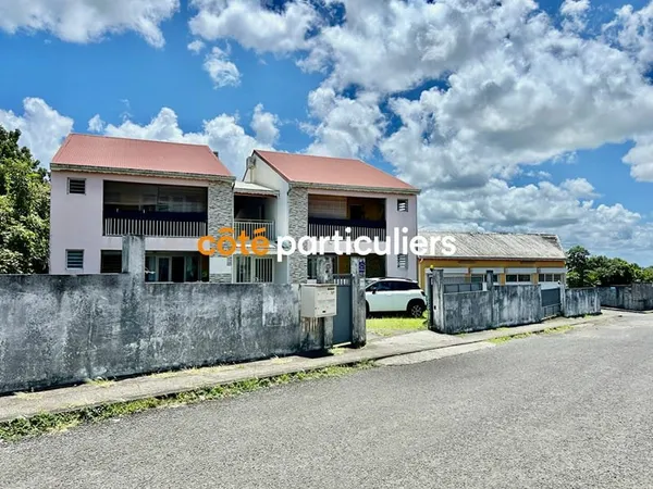 Immeuble Baie-mahault 14 pièce(s) 239 m2