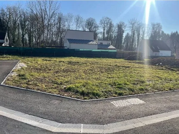 Terrain 304 m²