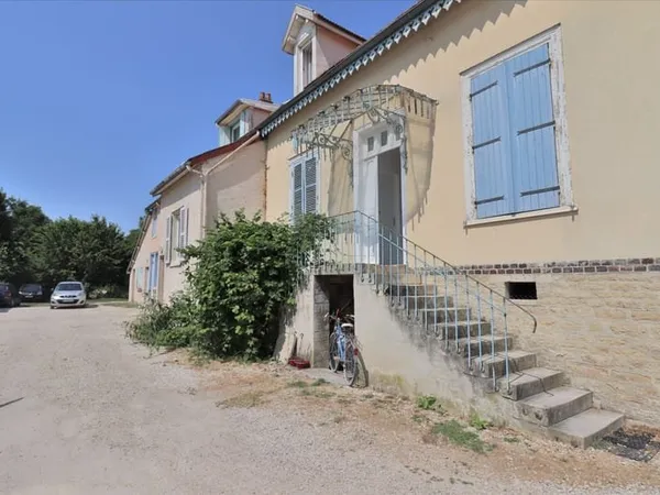 Studio 1 pièce 25 m²