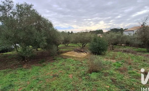 Terrain 1114 m²