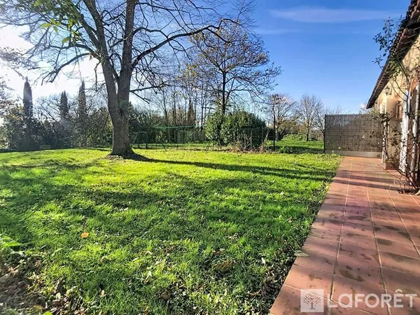 Ensemble immobilier MONS
