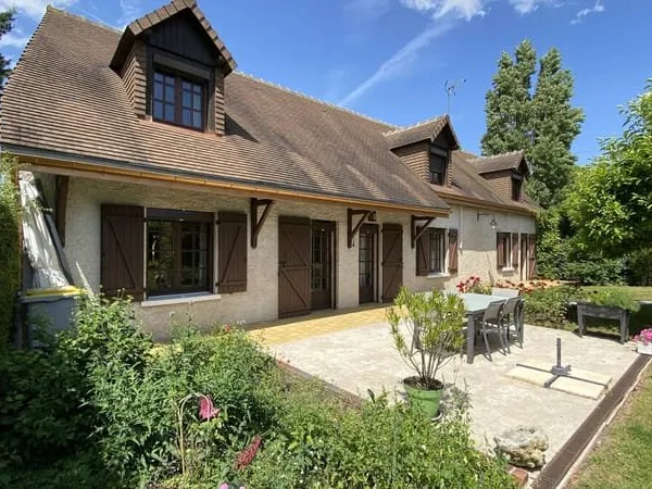 Maison 7 pièces 203 m²