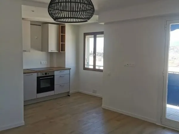 Studio renové Mont-Boron