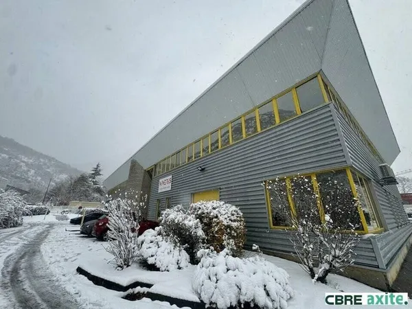 Bureaux 368 m²