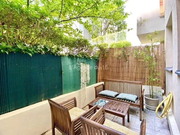 ALESIA / BEAU STUDIO AVEC TERRASSE / PARFAIT ETAT / CAVE