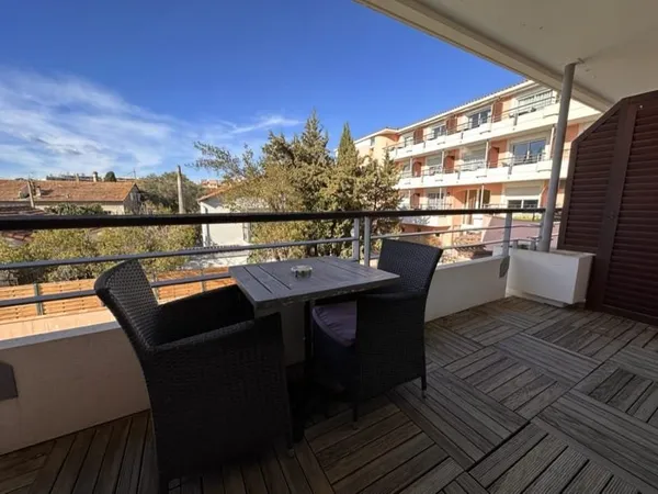 Studio 1 pièce 27 m²