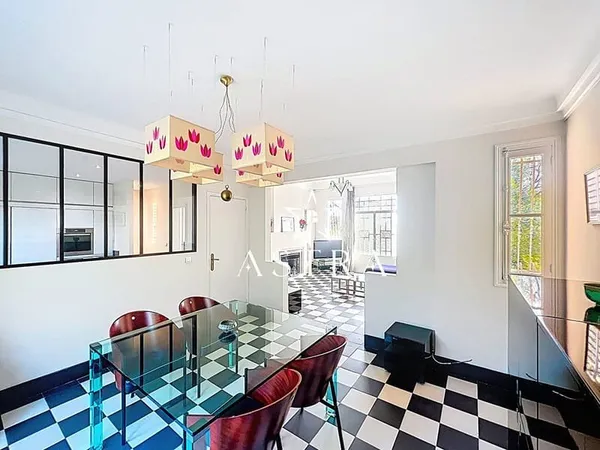 Jolie maison d'architecte de 5 pièces - Domaine du Parc