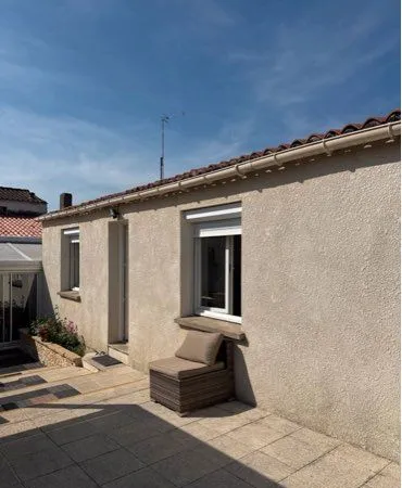 Studio à louer / Location longue durée
