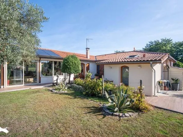 Maison de plain-pied 6 pièces 172 m²