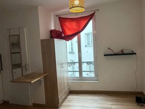 Studio 1 pièce 15 m²