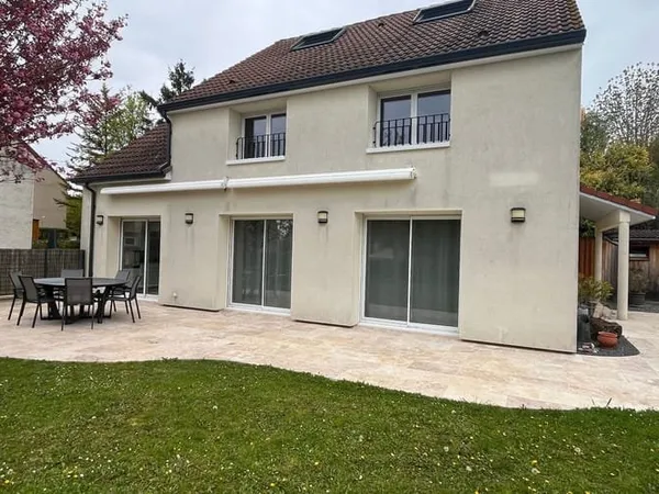 Maison 6 pièces 195 m²
