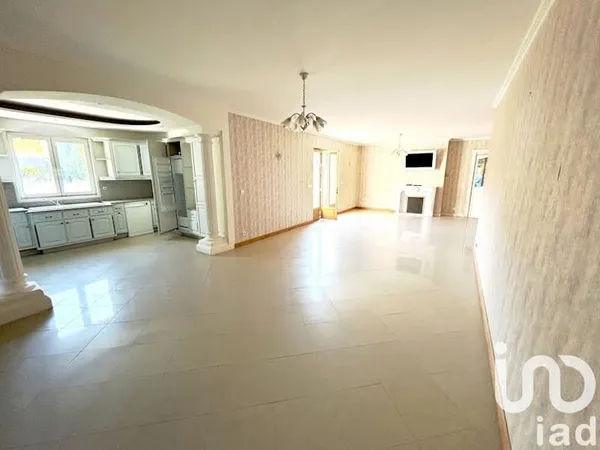 Maison 10 pièces 224 m²
