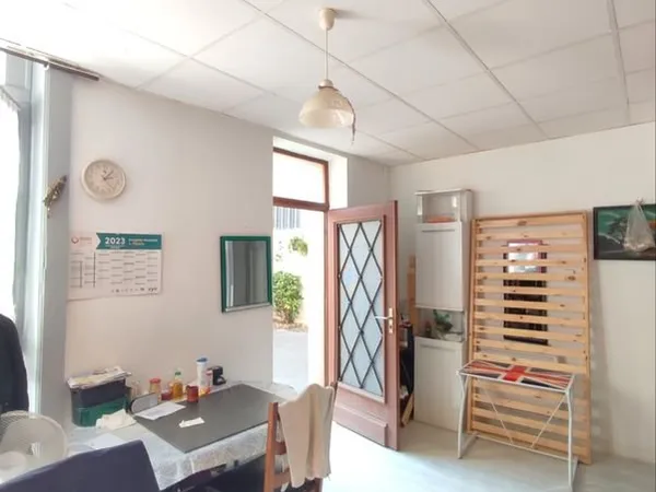 Studio meublé et loué