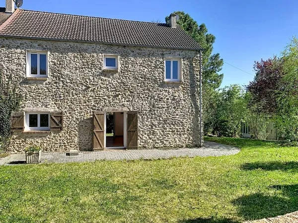 Maison familiale avec dépendances 175 m² Les Alluets Le Roi 8 pièce(s) 175 m2