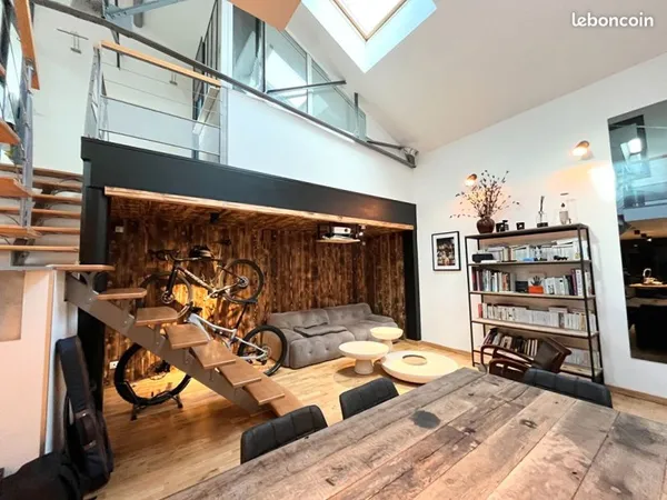 Loft 4 pièces 83 m²