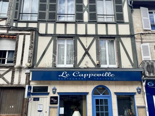 Immeuble 13 pièces 421 m²