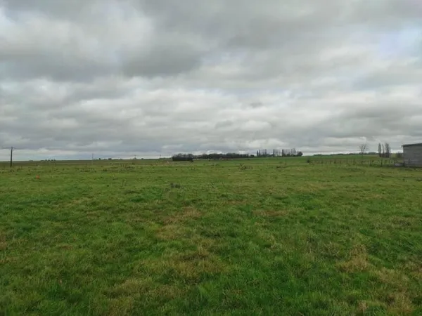 Terrain 1074 m²