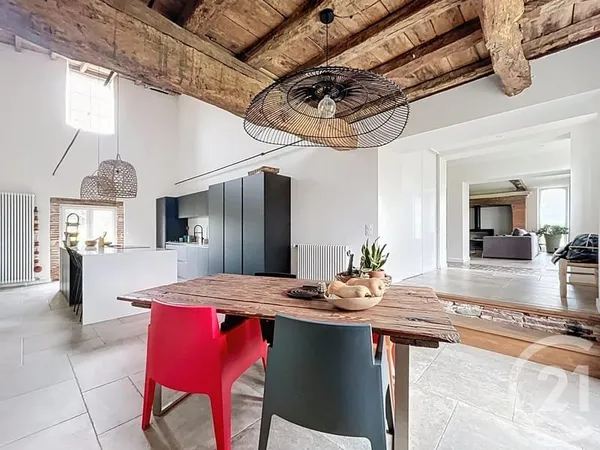 Maison 6 pièces 200 m²