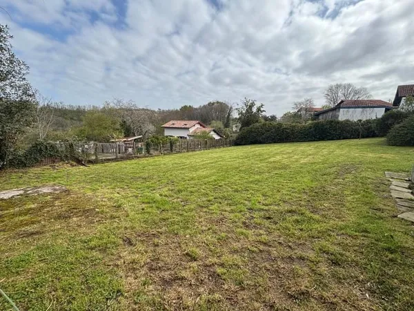 Terrain À Vendre