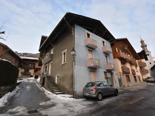 A vendre - Maison de village avec local commercial - Bozel c