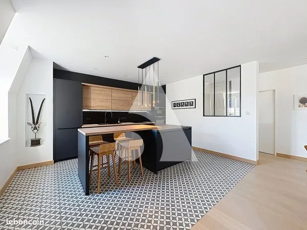 Appartement 5 pièces 143 m²