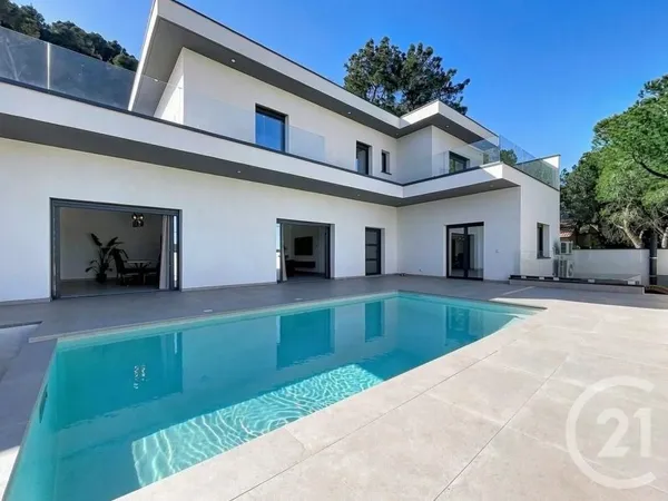 Maison 5 pièces 156 m²