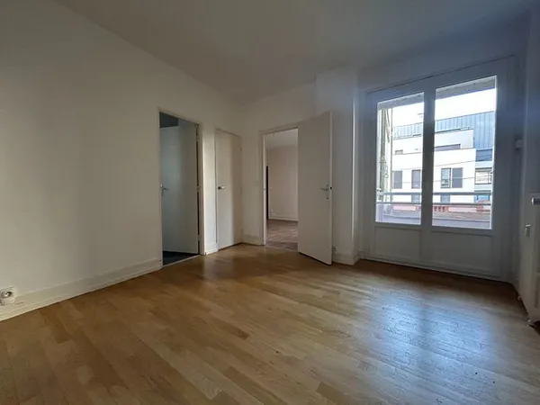 Beau T2 de 46 m² ? Quai Saint Laurent, proche tram et commerces