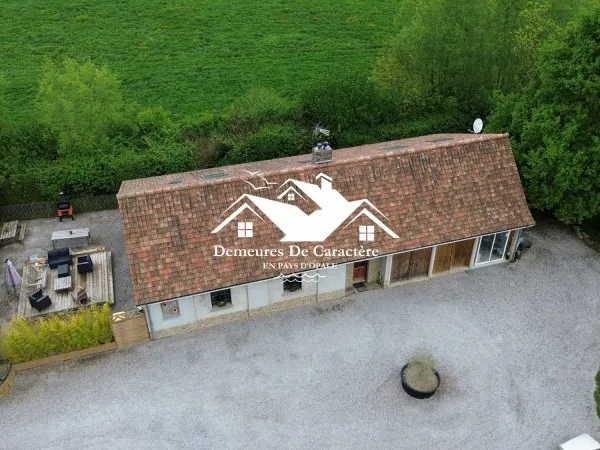 Maison avec gîtes et écuries