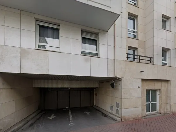 Parking 14 m²