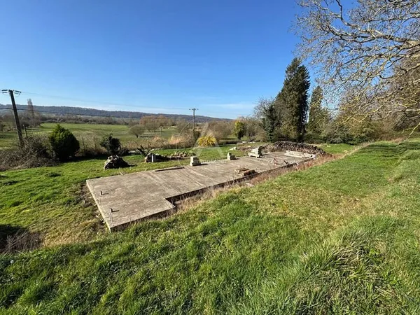 Terrain 4872 m²