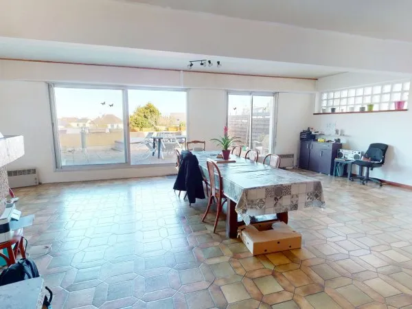 MAISON DANS LE CENTRE D'EQUEURDREVILLE