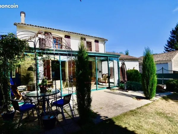 Maison 7 pièces 174 m²