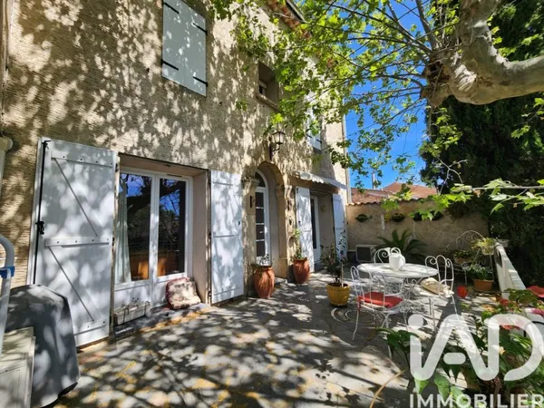 Maison 9 pièces 255 m²