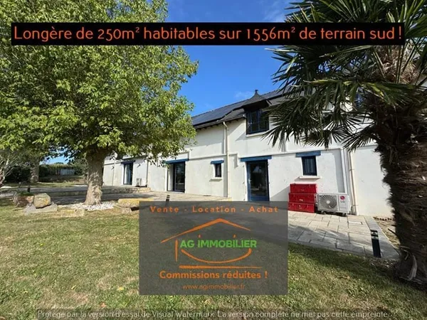 Saint Gilles longère non mitoyenne de 250 m2 habitables sur 155