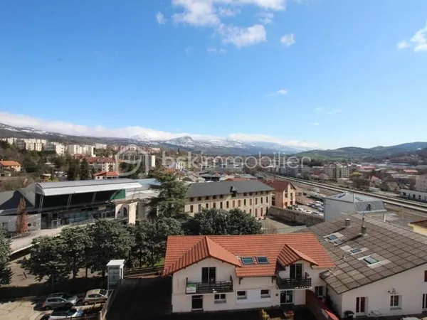 Appartement - Dernier étage - 65 m² - Opportunité à fort potentiel