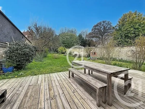Maison 5 pièces 130 m²