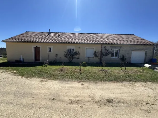 Maison de plein pied Année 2015 - 3ch - sur les hauteurs de
