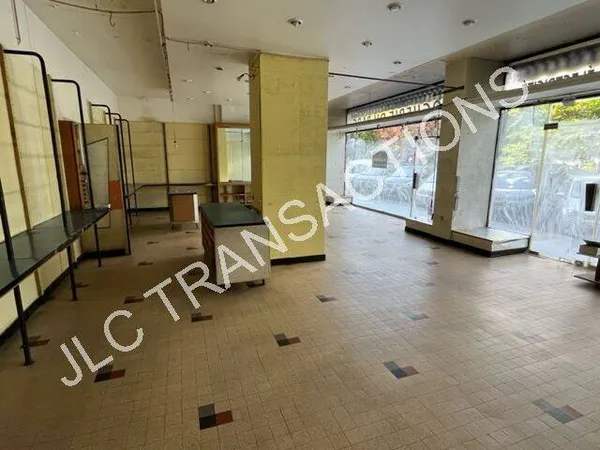 Boutique 200 m²