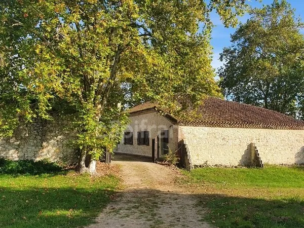 Maison en pierre et colombages, à vendre 4 pièces LAGRANGE (40)