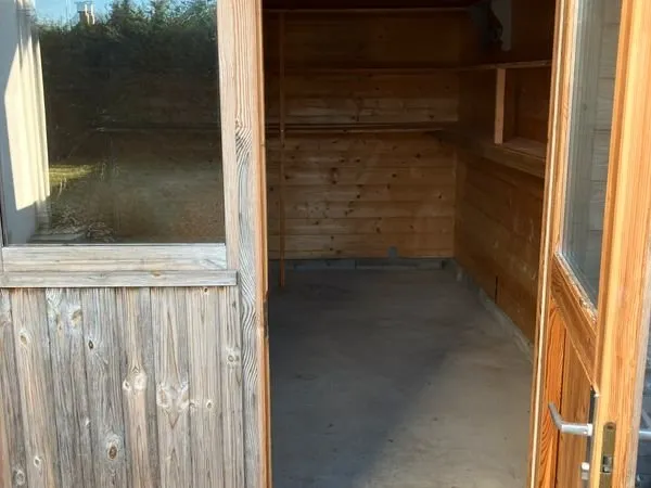 Location abri de jardin pour stockage 12 m2 (box de stockage)
