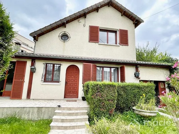 Maison Livry Gargan 4 pièce(s) 106 m2