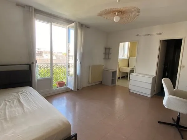 Studio meublé 29m2, calme, idéal étudiant (Febvotte-Marat)